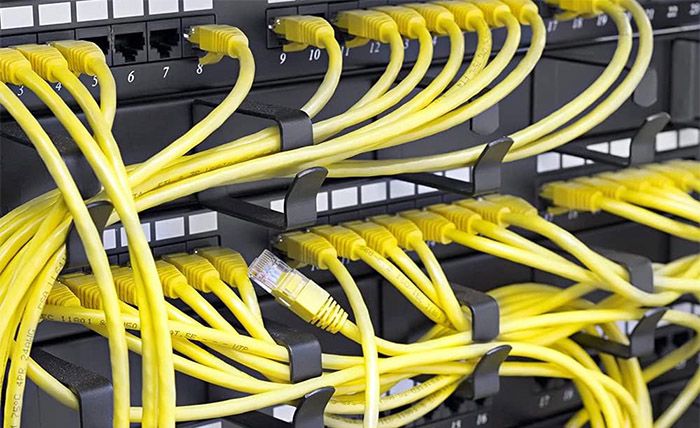 کاربرد سوکت RJ45 در روتر و سوئیچ شبکه