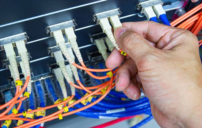 اتصال فیبر نوری به سوئیچ شبکه | راهنمای کامل + معرفی تجهیزات لازم