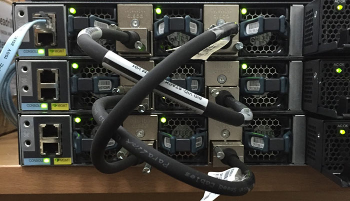 تفاوت سوئیچ Stackable با سوئیچ معمولی